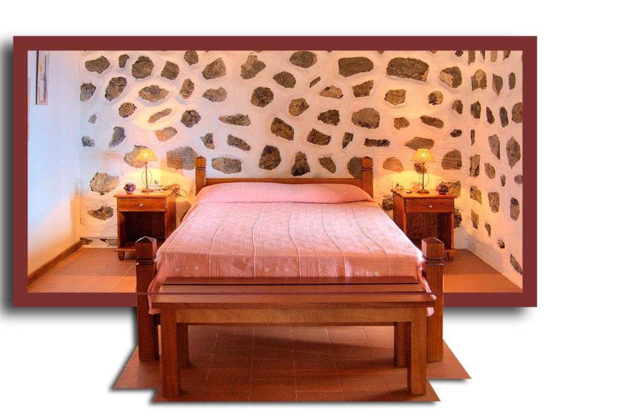 Holidaynorthtenerife Casa Rural Montiel Icod De Los Vinos Room photo